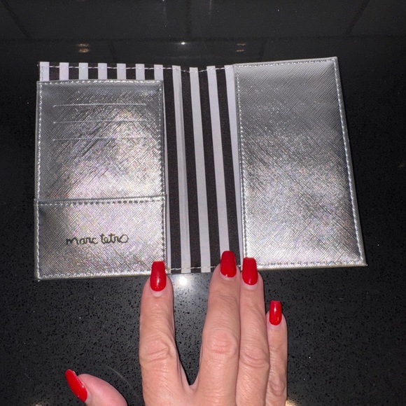 Marc Tetro Metallic Silver Passport Holder with Black Cat Motif - Picture 5 of 8